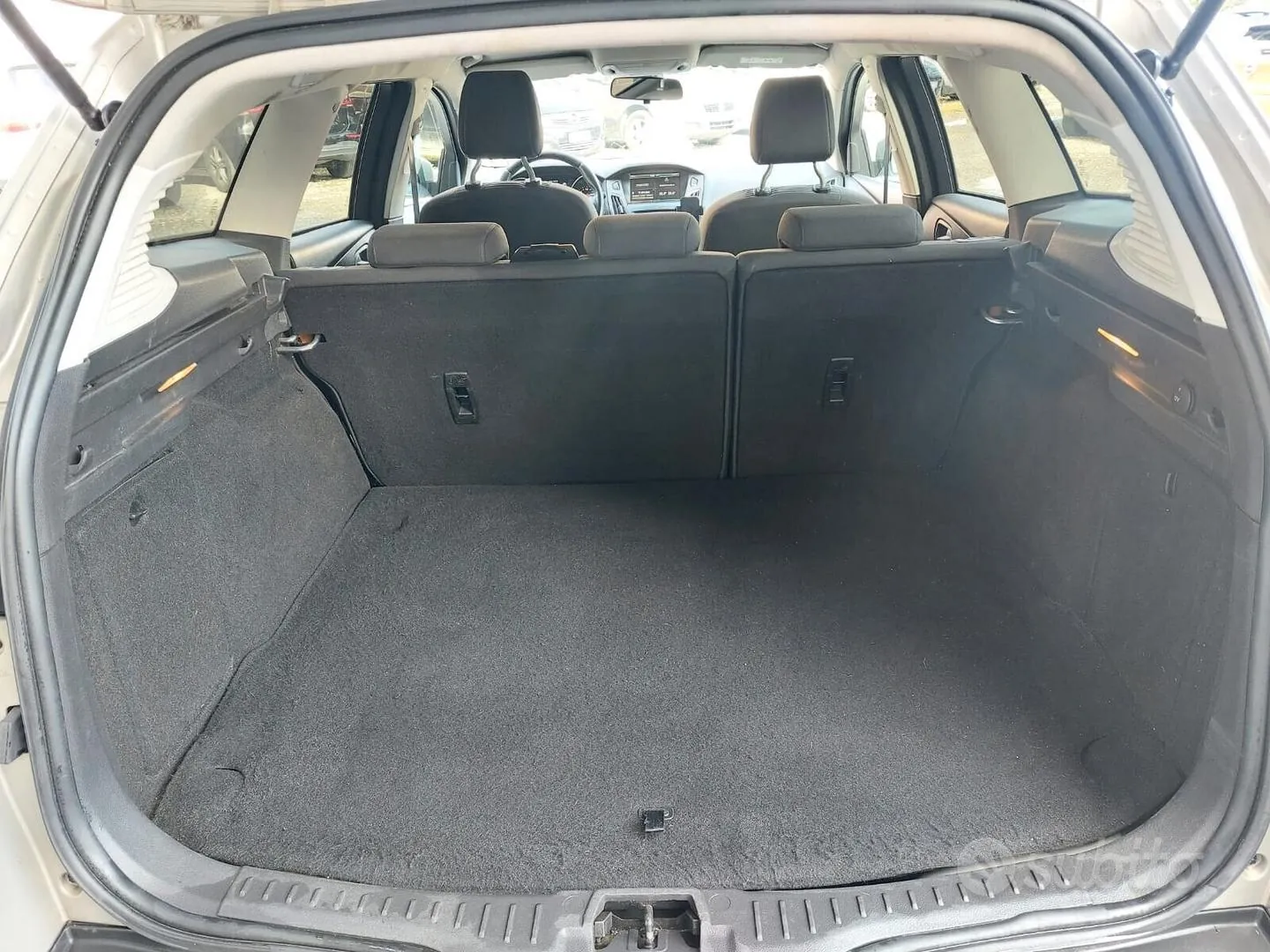 Ford Focus 2017 photo 3