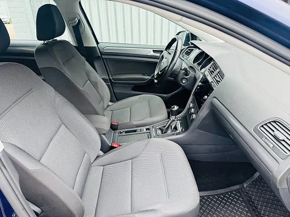 Volkswagen Golf 2018 photo 5