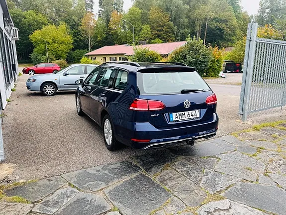 Volkswagen Golf 2018 photo 4
