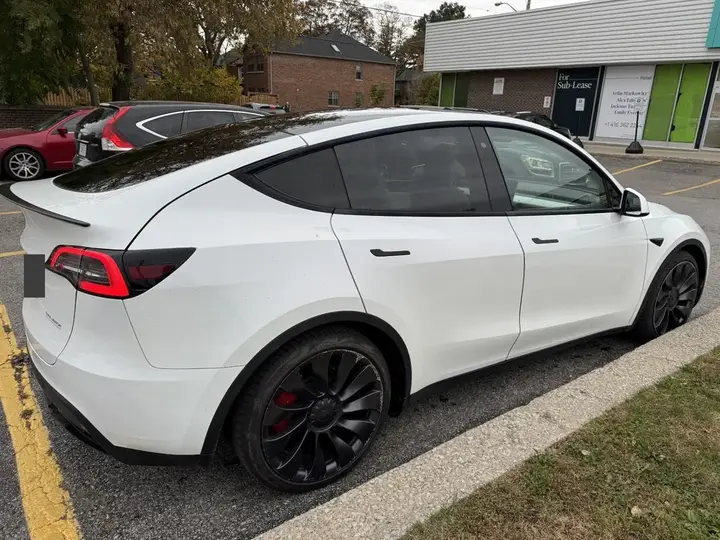 Tesla Model Y 2020 photo 2