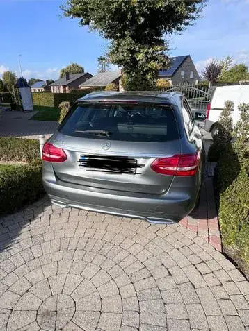 Mercedes-Benz C-Class 2018 photo 2