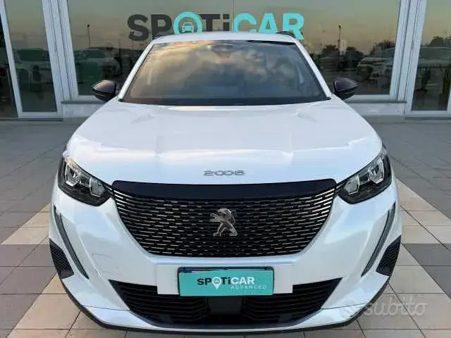 Peugeot 2008 2023 photo 2