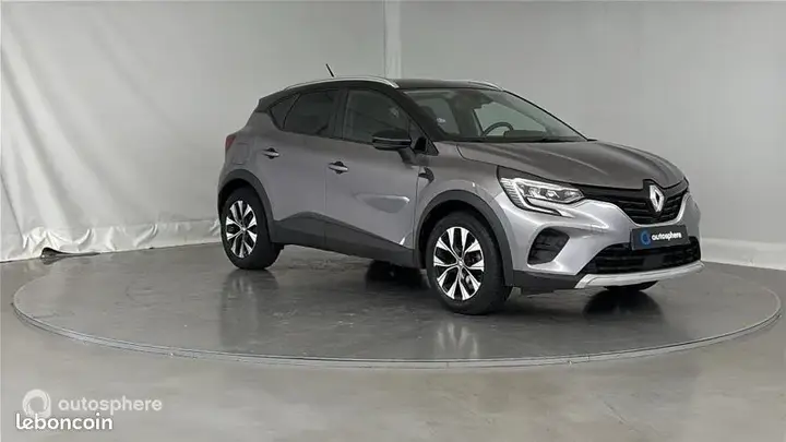 Renault Captur 2023 photo 3