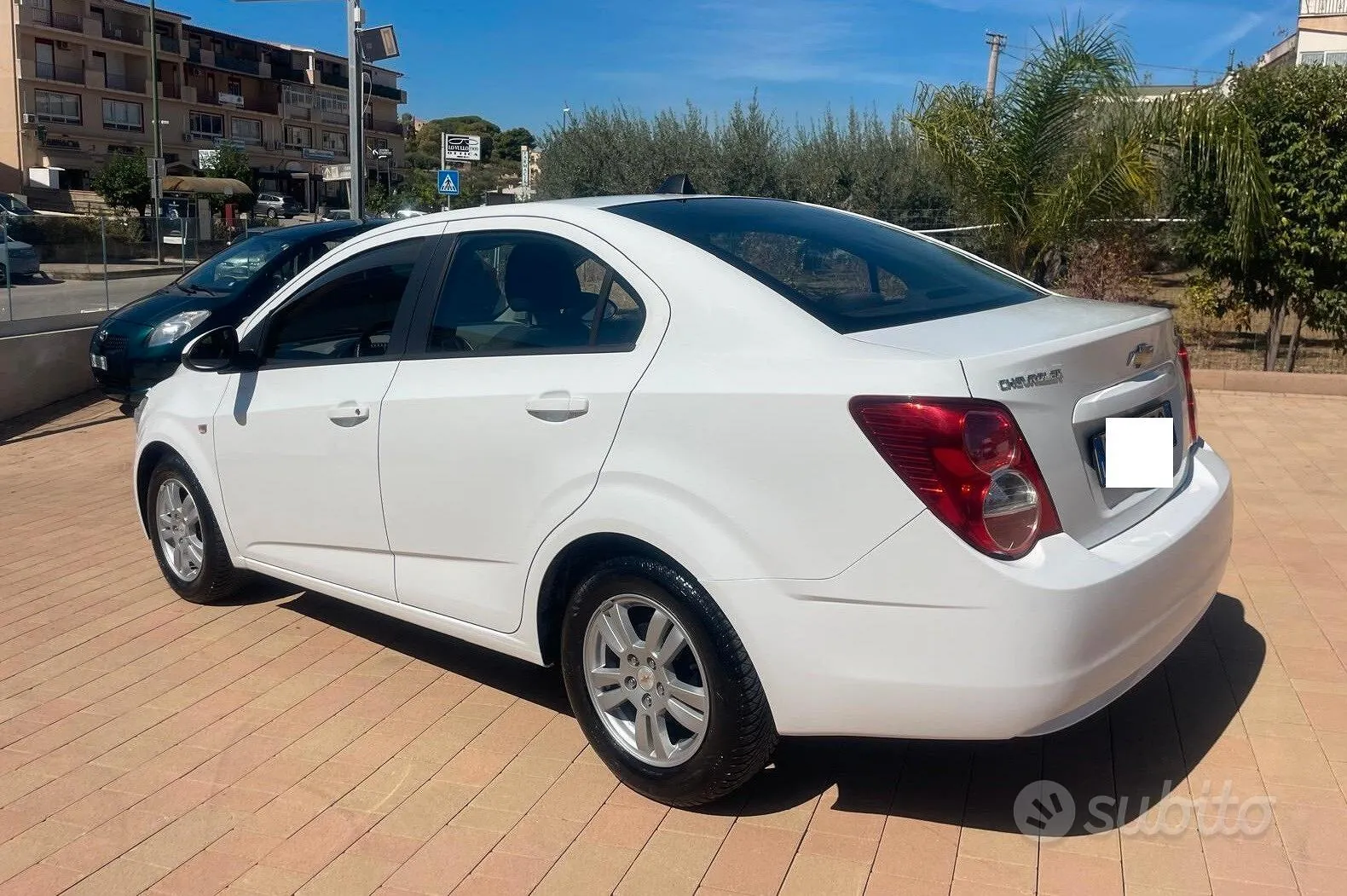 Chevrolet Aveo 2014 photo 2