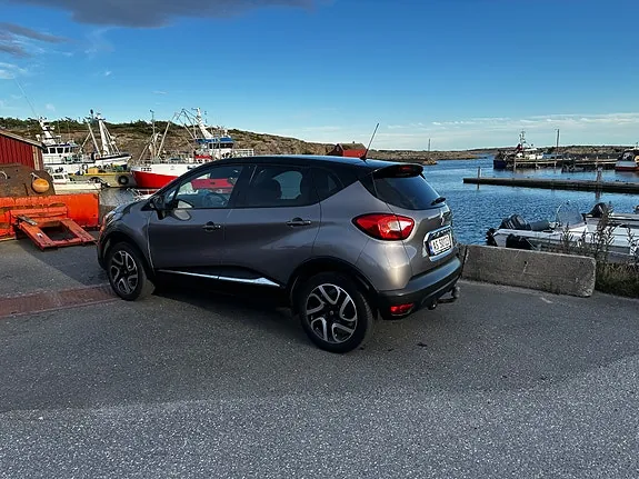 Renault Captur 2016 photo 2