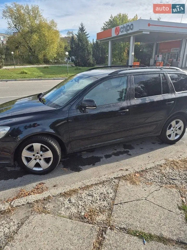 Skoda Octavia 2010 photo 5