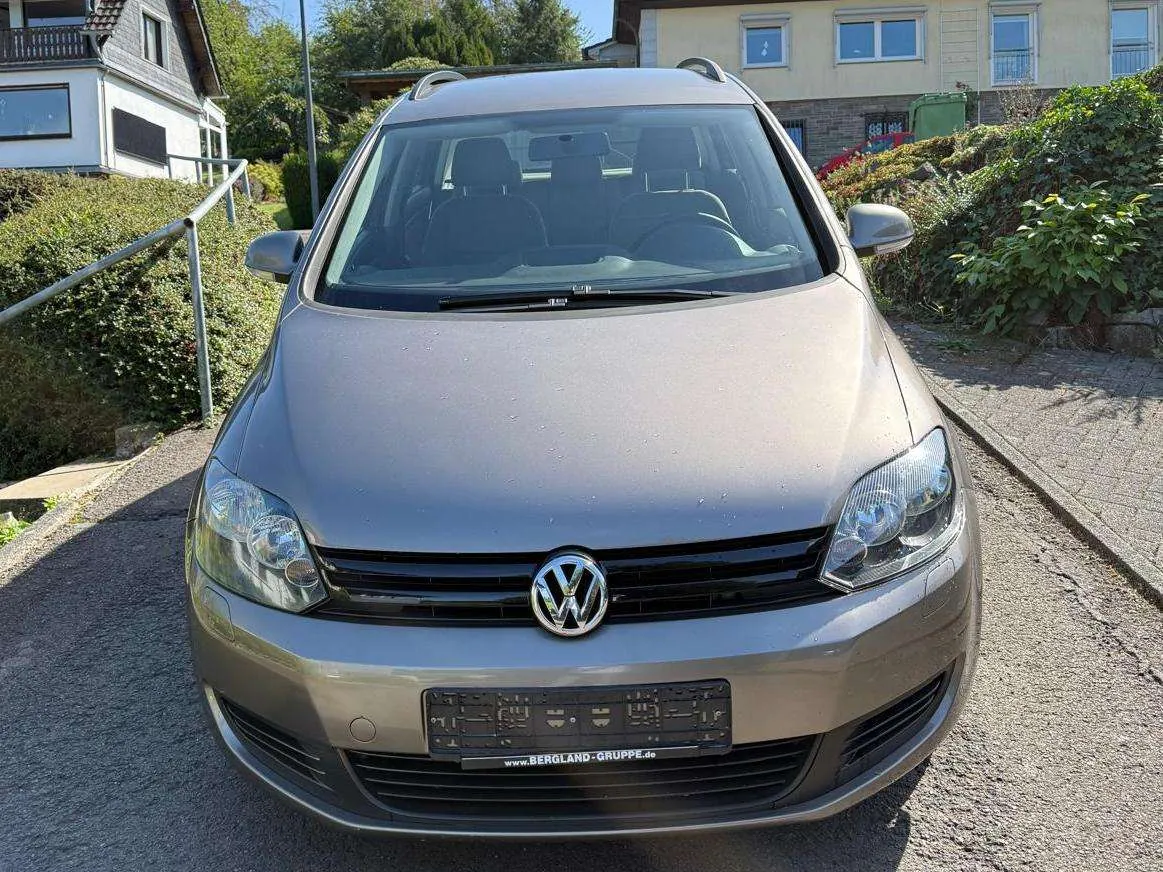 Volkswagen Golf Plus 2013 photo 2