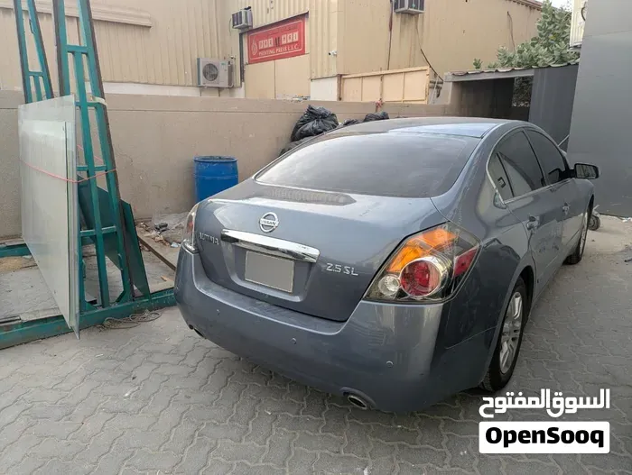 Nissan Altima 2010 photo 3