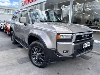 Toyota Land Cruiser Prado 2025 photo 2