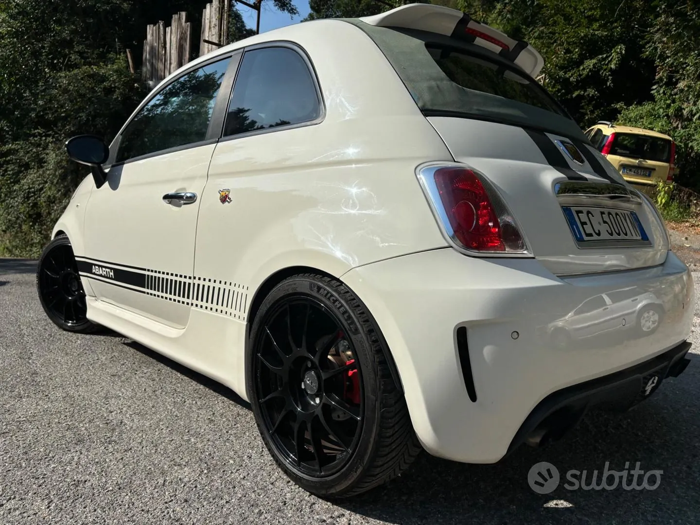 Abarth 500 2010 photo 4