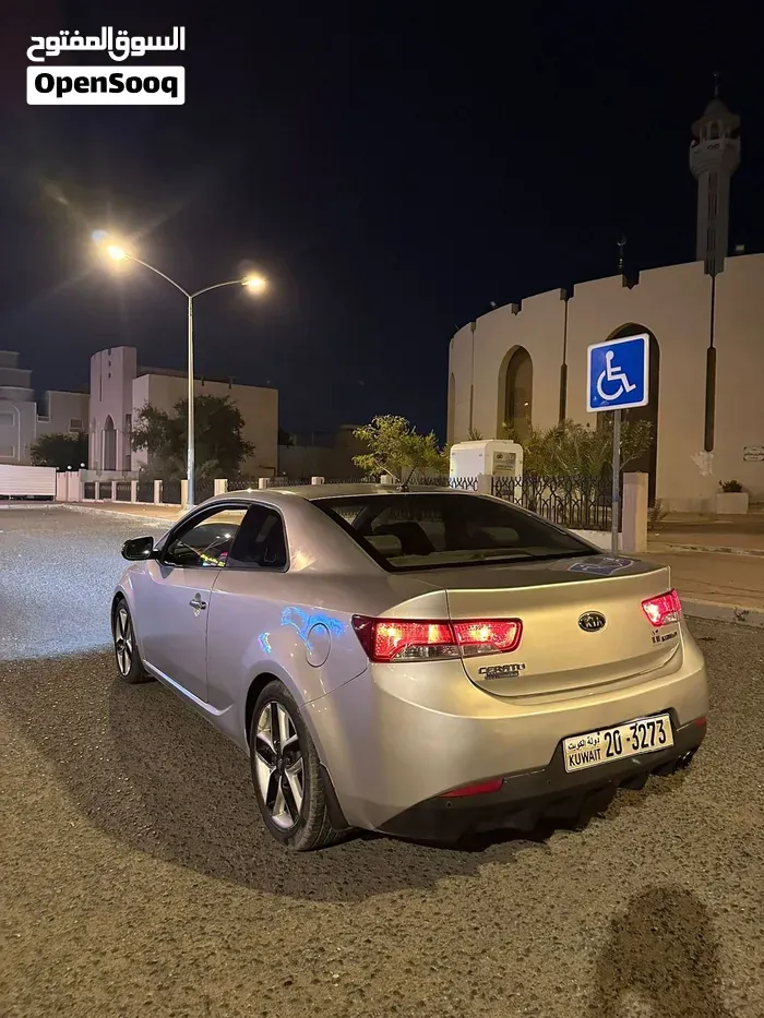 Kia Cerato 2012 photo 3