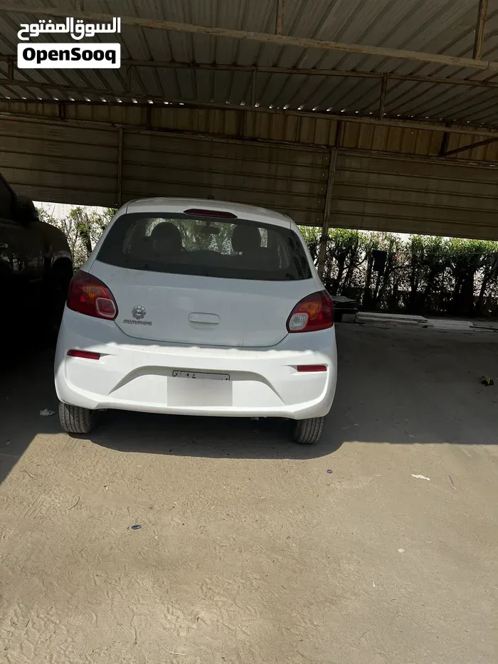 Mitsubishi Mirage 2018 photo 3