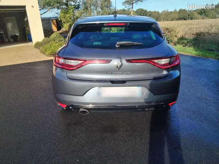 Renault Megane 2016 photo 3