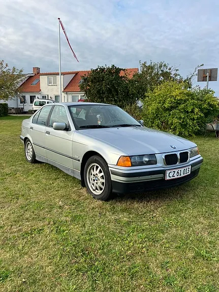 BMW 318I 1996 photo 2