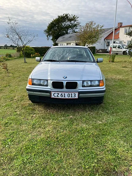 BMW 318I 1996 photo 3