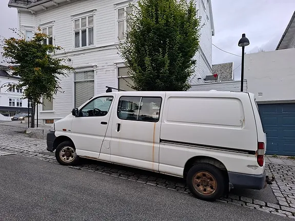 Toyota Hiace 2008 photo 3