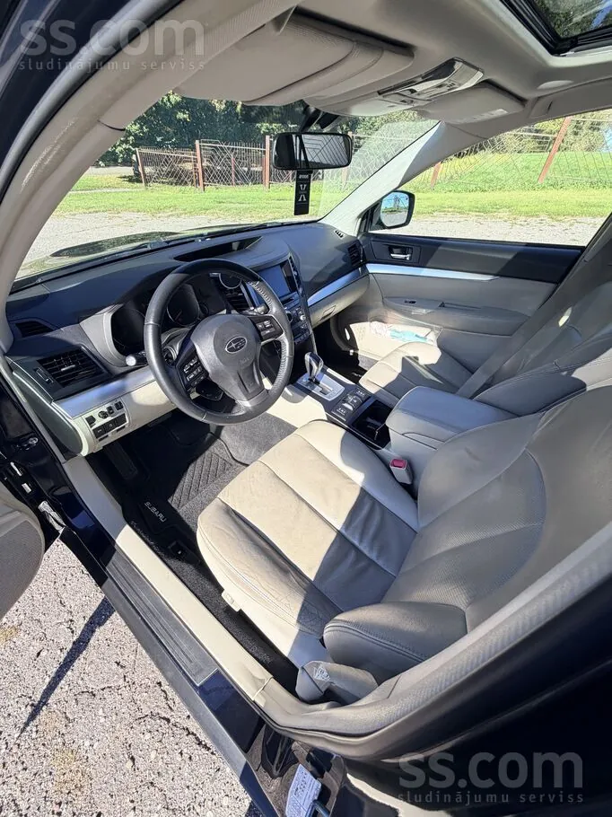Subaru Legacy Outback 2014 photo 4