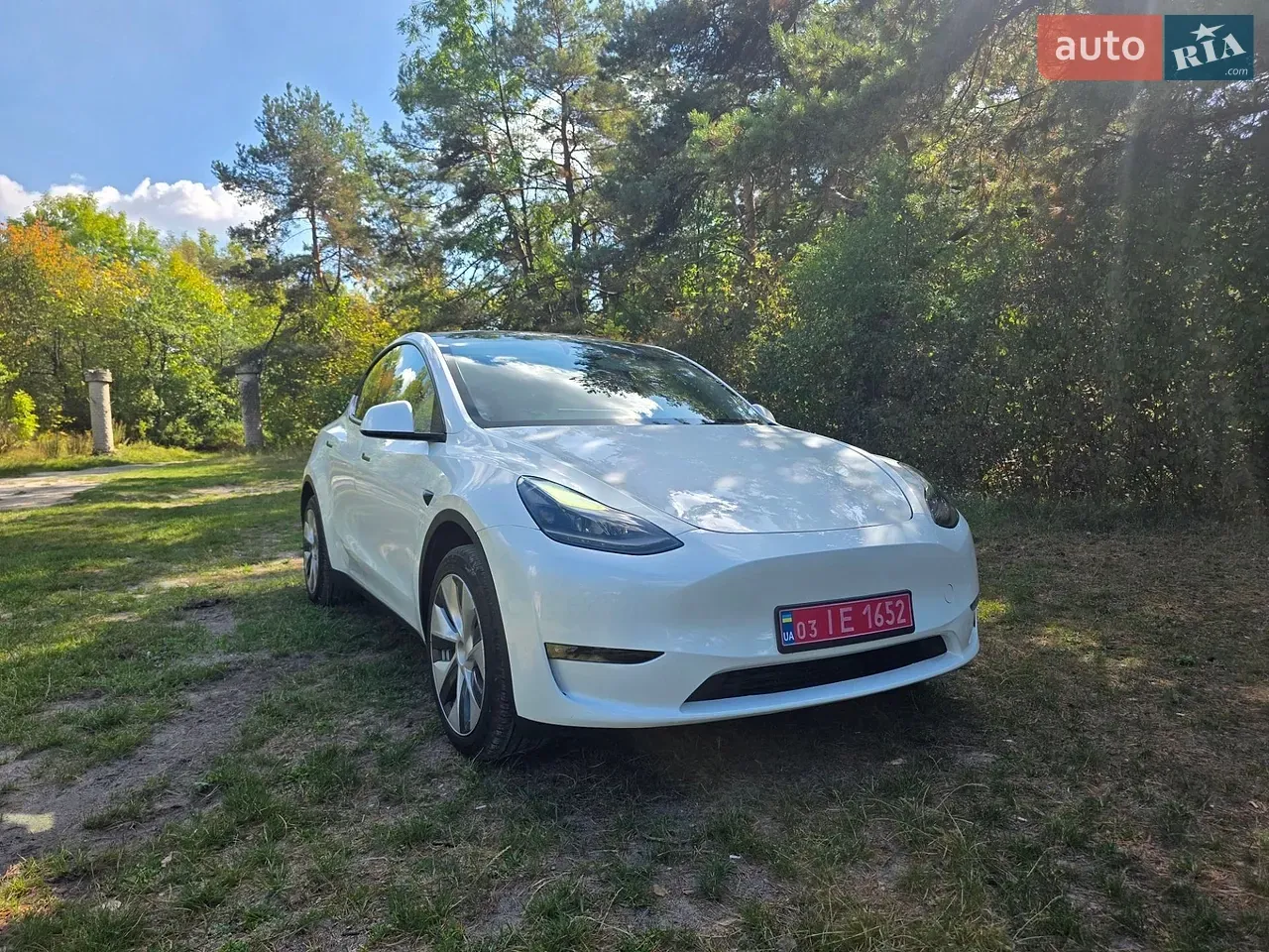 Tesla Model Y 2023 photo 3