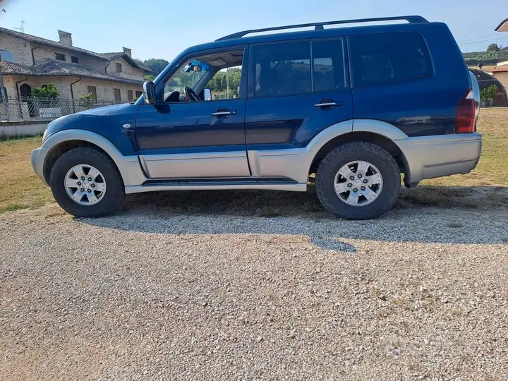 Mitsubishi Pajero 2003 photo 5