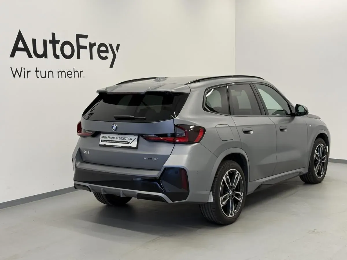 BMW X1 2025 photo 2