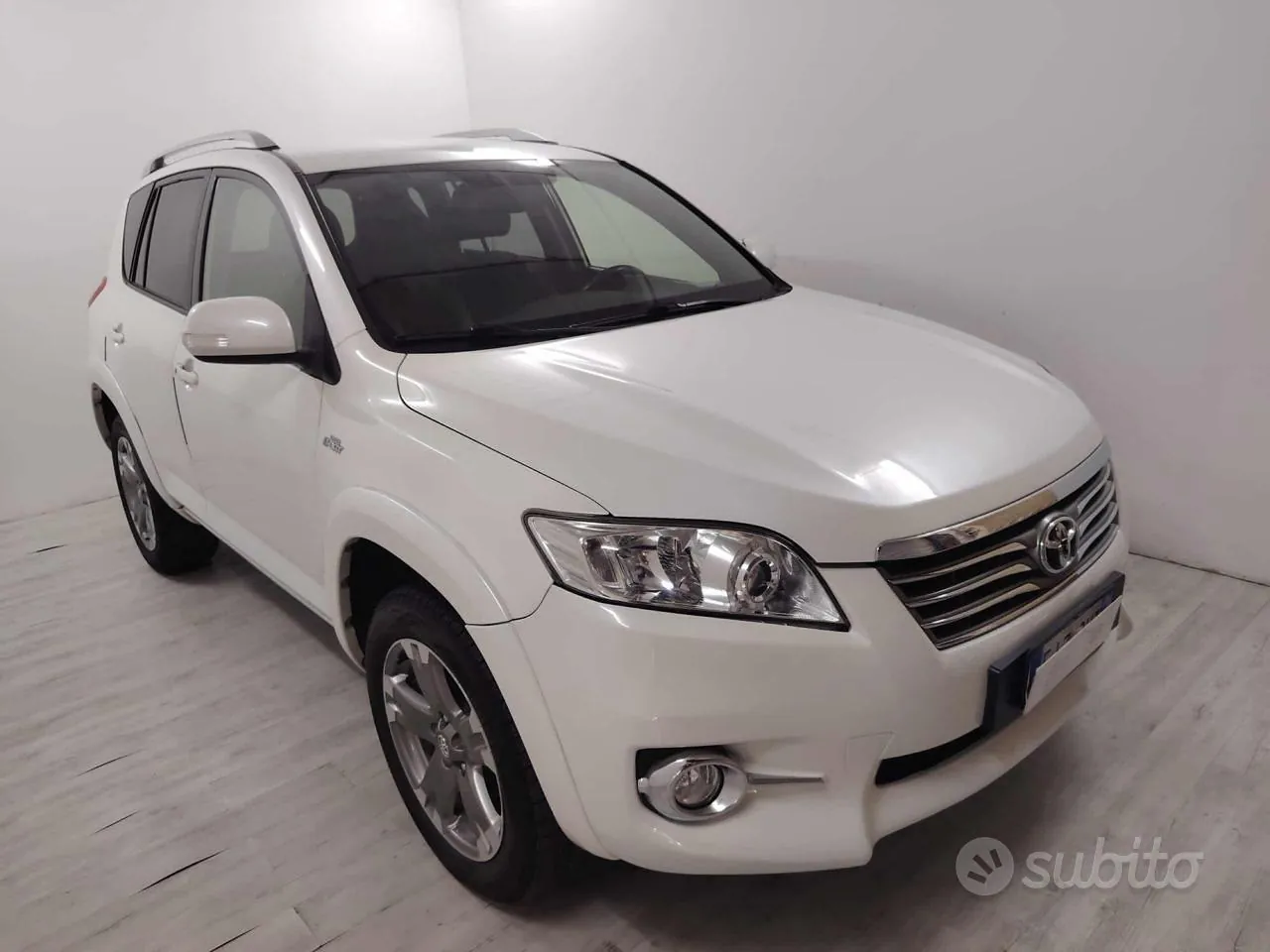 Toyota Rav4 2011 photo 2