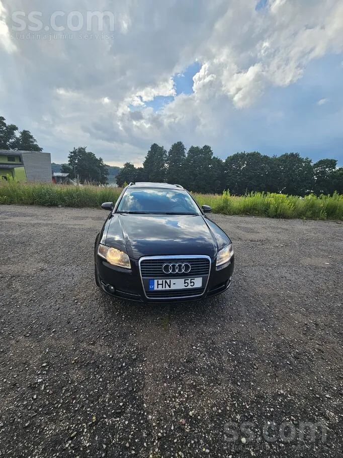 Audi A4 2005 photo 4