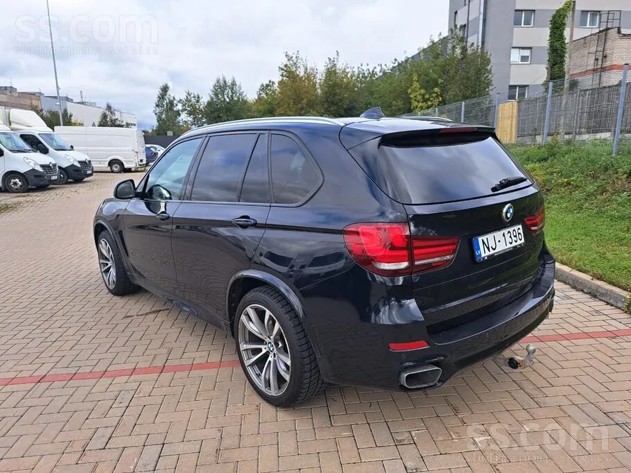 BMW X5 2015 photo 3