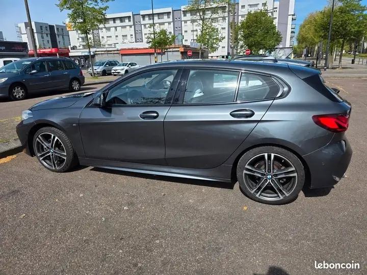 BMW 1 Series 2021 photo 2
