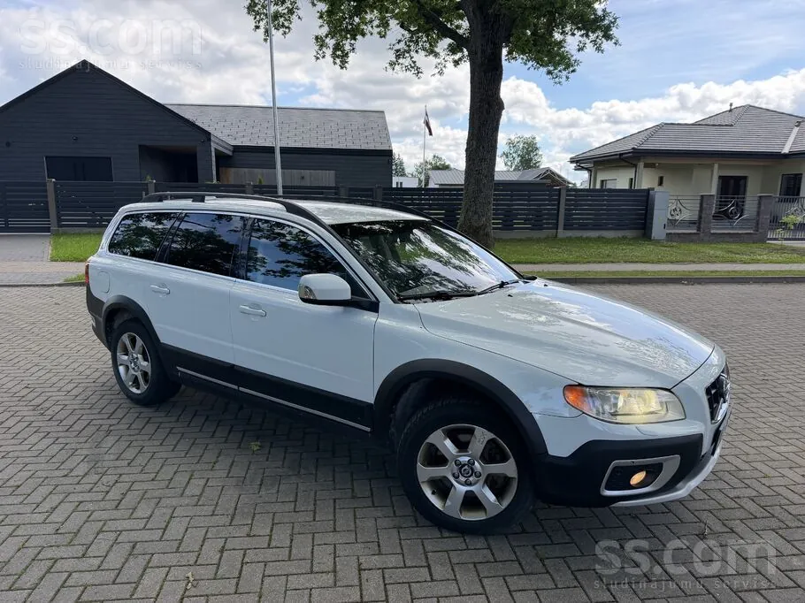 Volvo Xc70 2011 photo 3