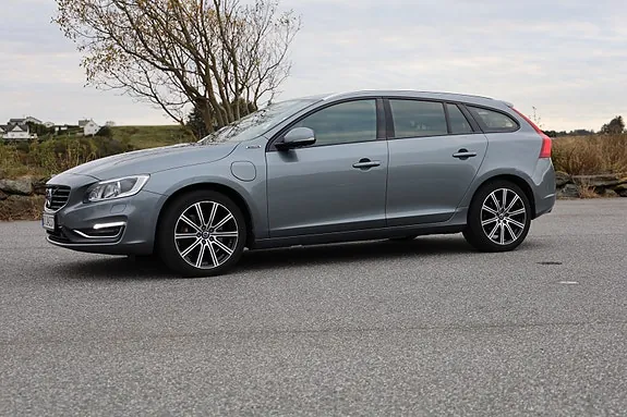 Volvo V60 2017 photo 3
