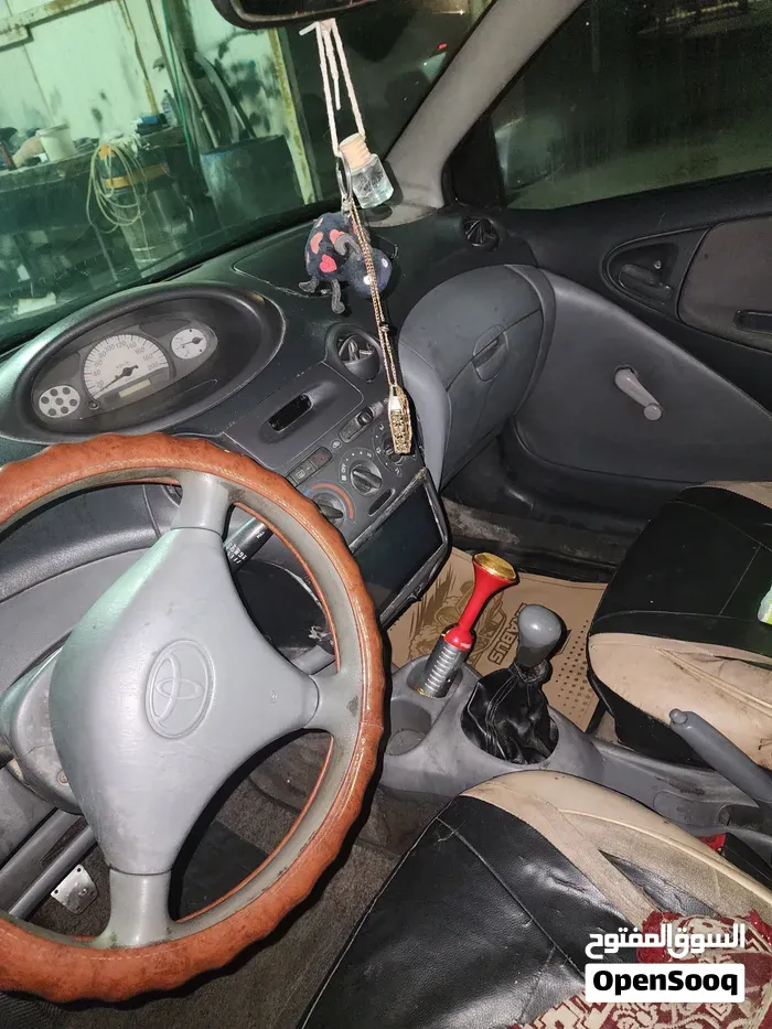 Toyota Echo 2002 photo 2