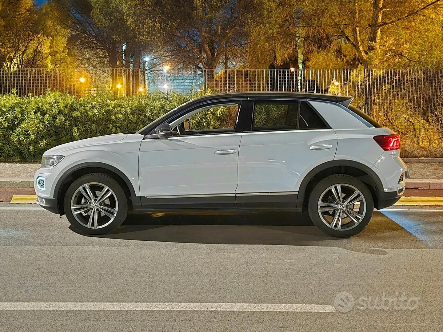 Volkswagen T-Roc 2020 photo 3