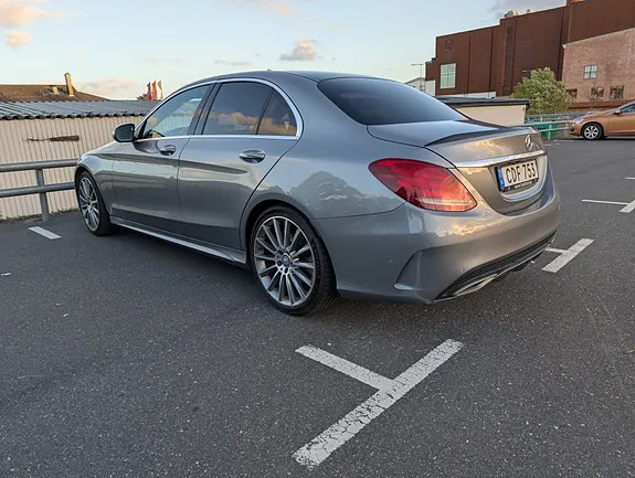 Mercedes-Benz C220 D