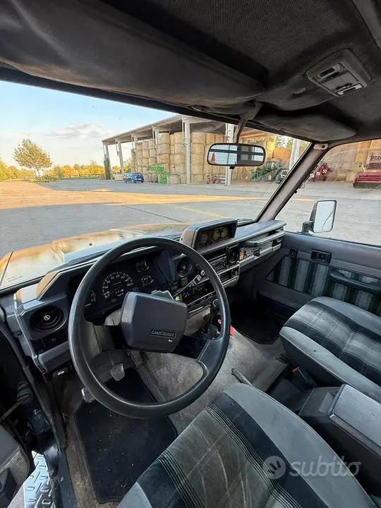 Toyota Land Cruiser 1989 photo 5