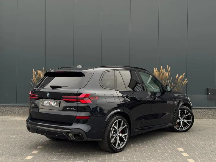 BMW X5 2023 photo 3