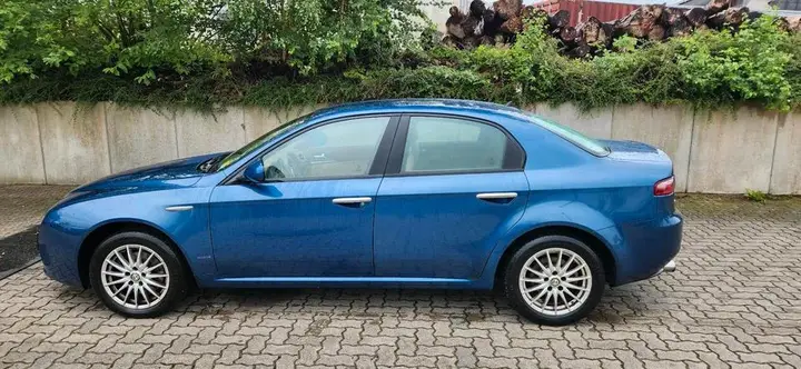 Alfa Romeo 159