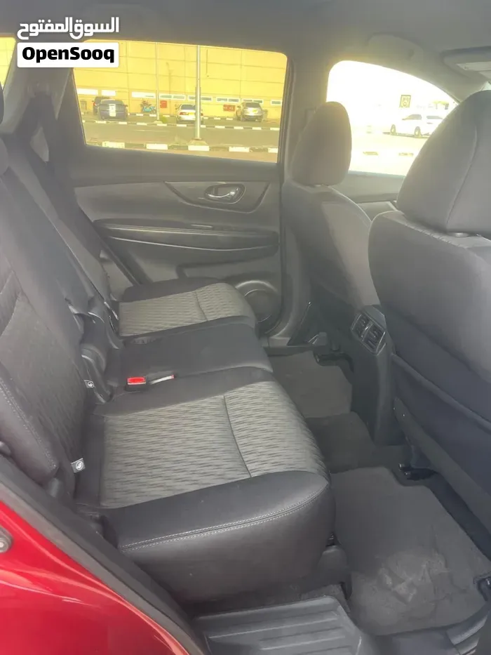 Nissan Rogue 2018 photo 2