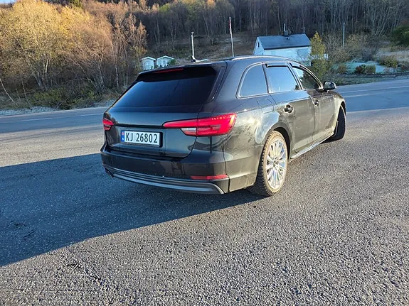 Audi A4 2017 photo 2