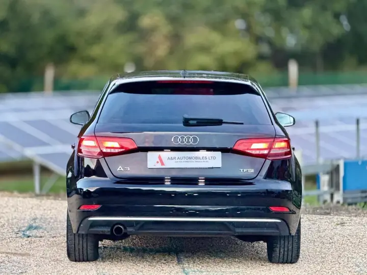 Audi A3 2017 photo 5