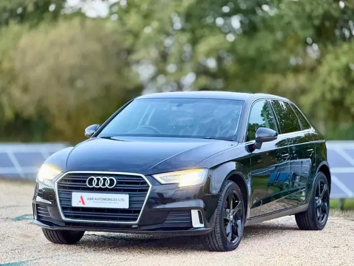 Audi A3 2017 photo 3