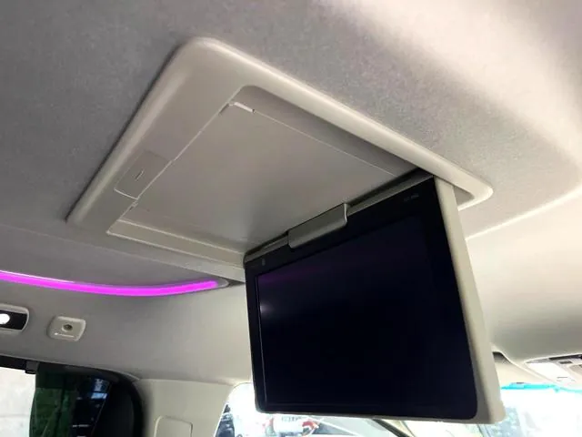 Toyota Alphard 2018 photo 3