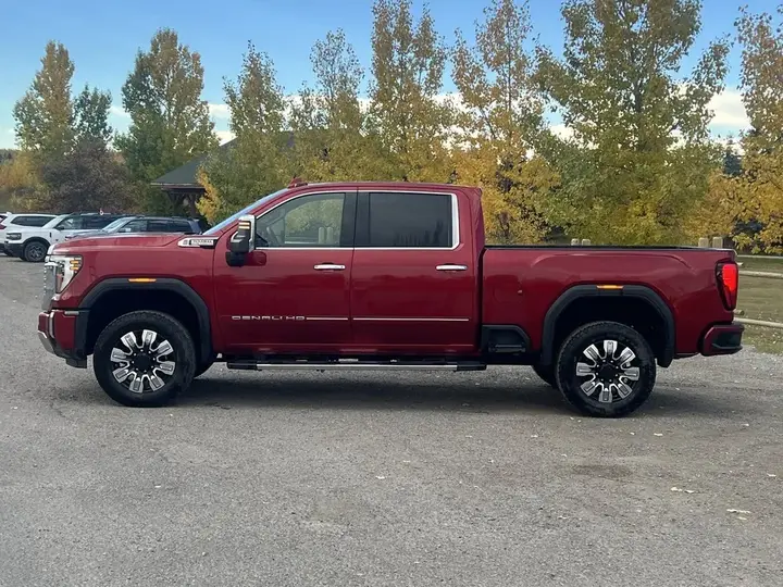 GMC Sierra 3500Hd 2024 photo 5