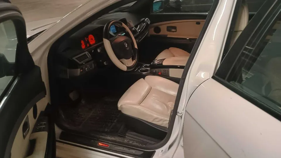 BMW 750Li 2006 photo 3