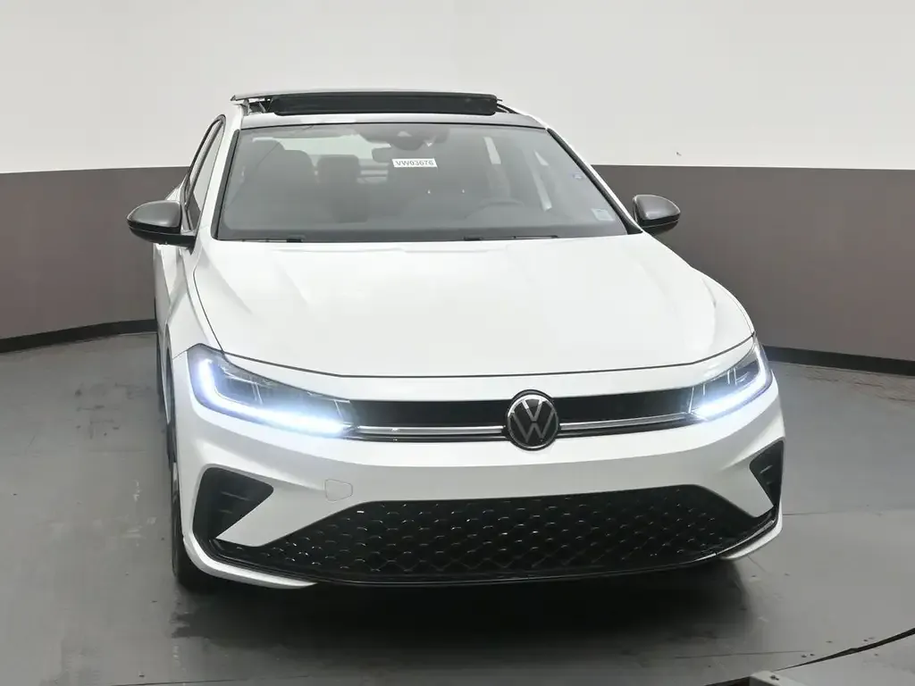 Volkswagen Jetta 2027 photo 2