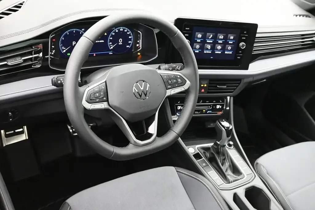 Volkswagen Jetta 2027 photo 5
