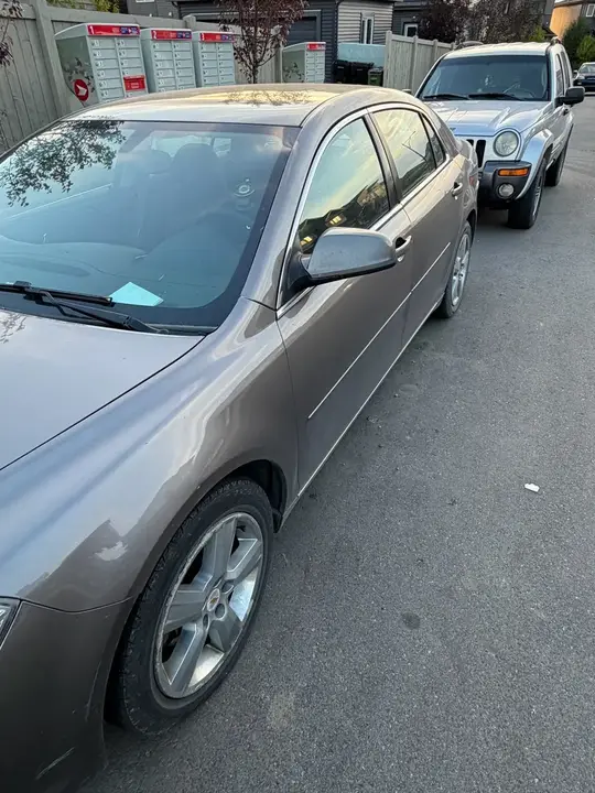 Chevrolet Malibu 2010 photo 3