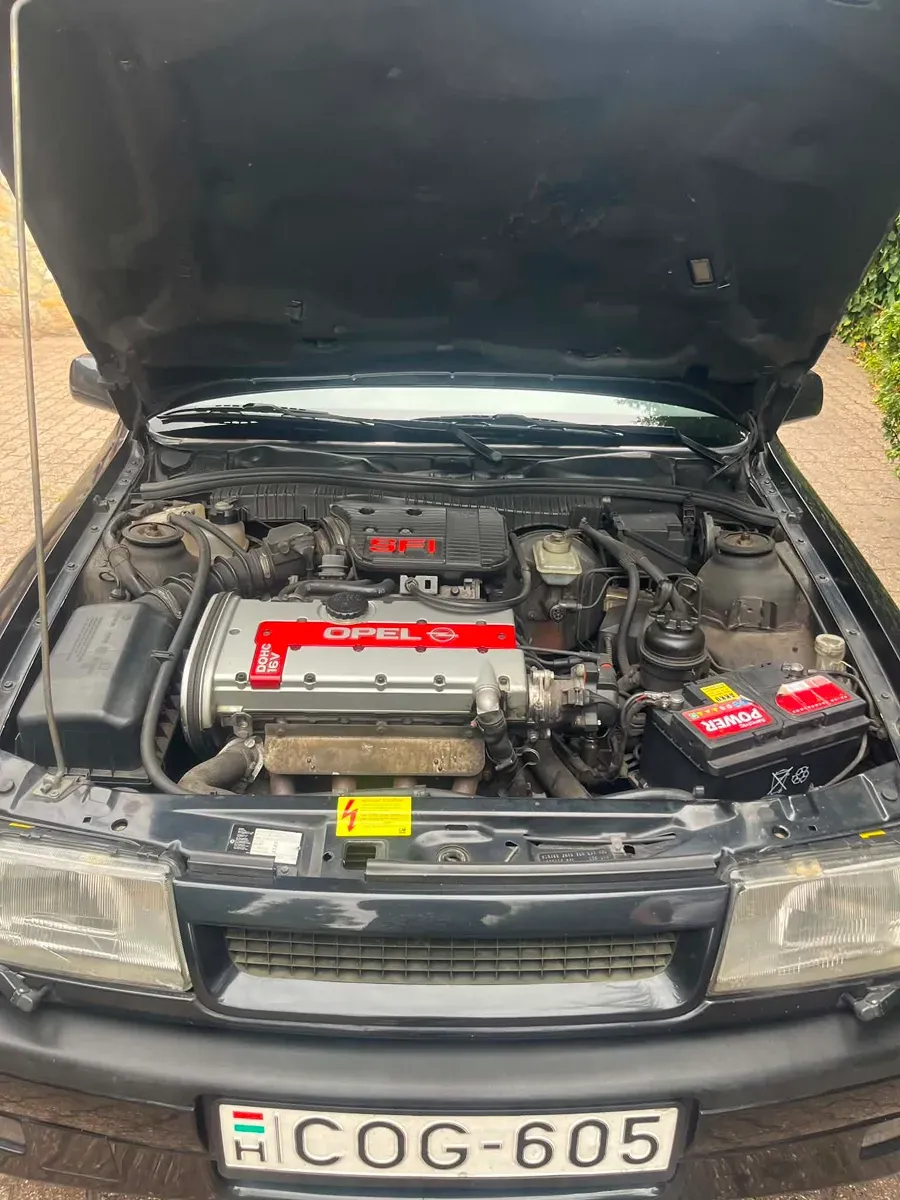 Opel Vectra 1992 photo 3