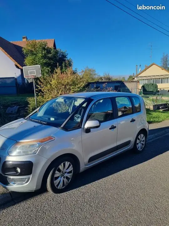 Citroen C3 Picasso 2009 photo 3