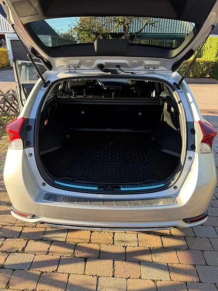 Toyota Auris 2018 photo 3