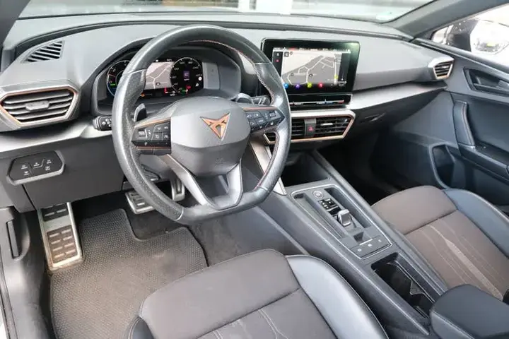 Cupra Leon 2022 photo 3